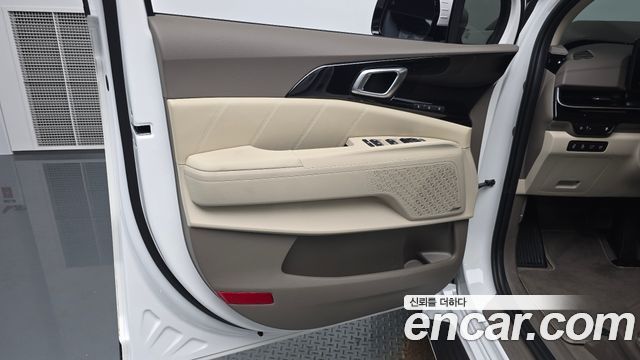 Kia Carnival (IV) Gasoline 7-Seater Signature 2026 — фото 24