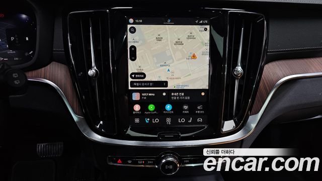 Volvo V60 Cross Country (II) B5 Ultra AWD 2025 — фото 14