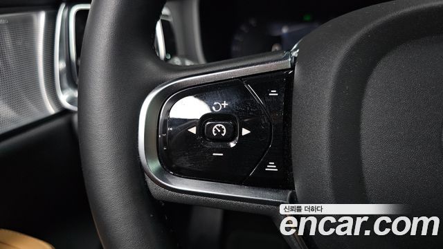 Volvo V60 Cross Country (II) B5 Ultra AWD 2025 — фото 34
