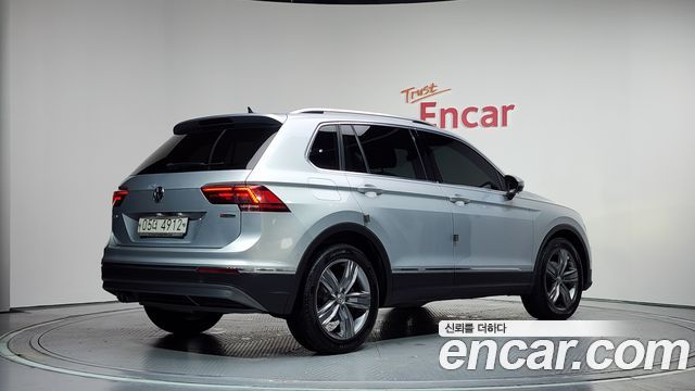 Volkswagen Tiguan (II) 2.0 TDI 4Motion Prestige 2018 — фото 2