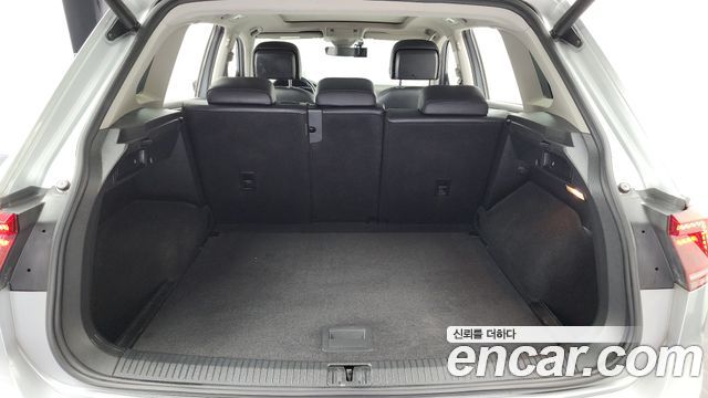 Volkswagen Tiguan (II) 2.0 TDI 4Motion Prestige 2018 — фото 20