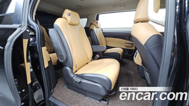 Kia Carnival (IV) Diesel 9-Seater Prestige 2021 — фото 11