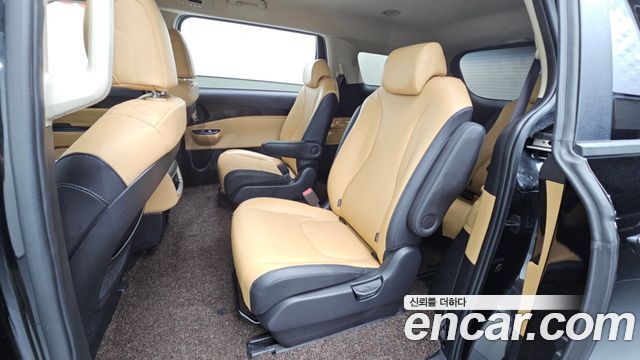Kia Carnival (IV) Diesel 9-Seater Prestige 2021 — фото 12