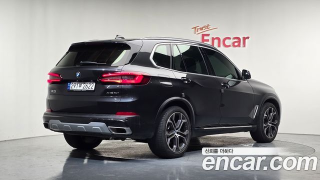 BMW X5 (G05) xDrive 40i xLine 2023 — фото 2