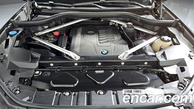 BMW X5 (G05) xDrive 40i xLine 2023 — фото 6