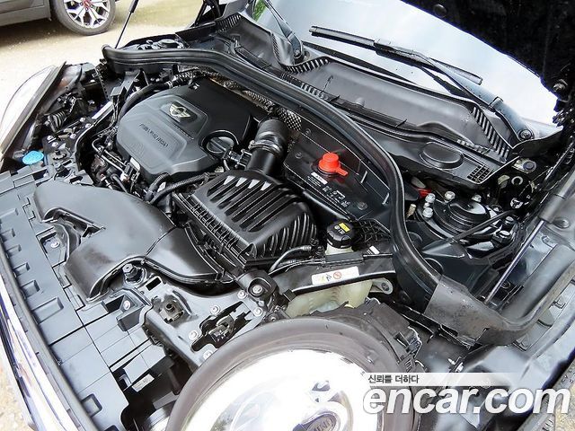 MINI Cooper SD Clubman Standard 2nd 2017 — фото 23