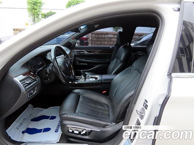 BMW 7 Series (G11) 730d xDrive 2016 — фото 10
