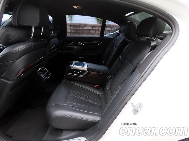 BMW 7 Series (G11) 730d xDrive 2016 — фото 23