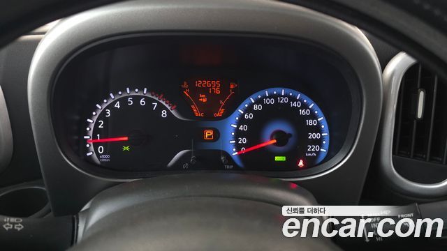Nissan Cube 1.8 S Z12 2011 — фото 8