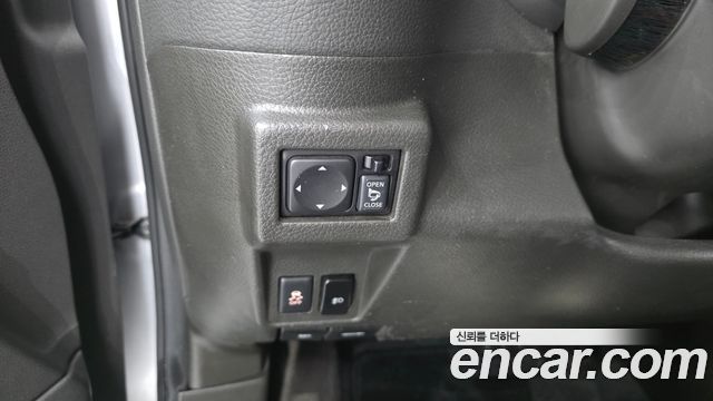 Nissan Cube 1.8 S Z12 2011 — фото 17