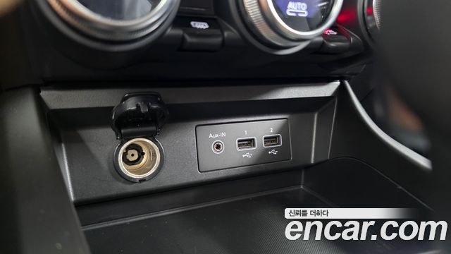 Renault Korea XM3 1.6 GTe RE 2023 — фото 15