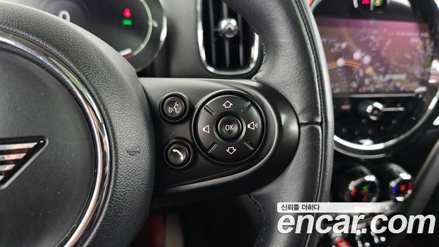 MINI Cooper Countryman HIGH 2nd 2021 — фото 32