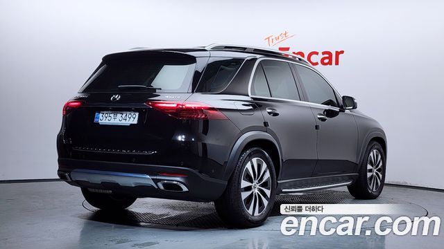 Mercedes-Benz GLE-Class (W167) GLE300d 4MATIC 2024 — фото 2