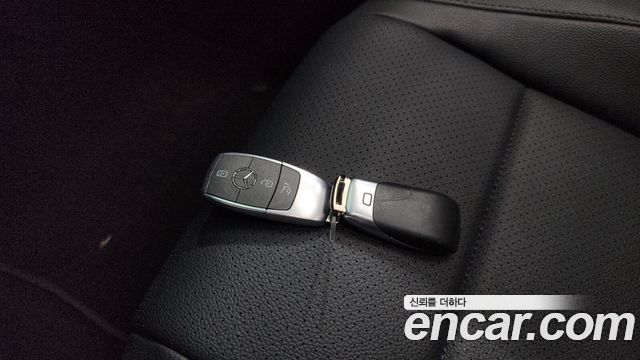 Mercedes-Benz GLE-Class (W167) GLE300d 4MATIC 2024 — фото 15