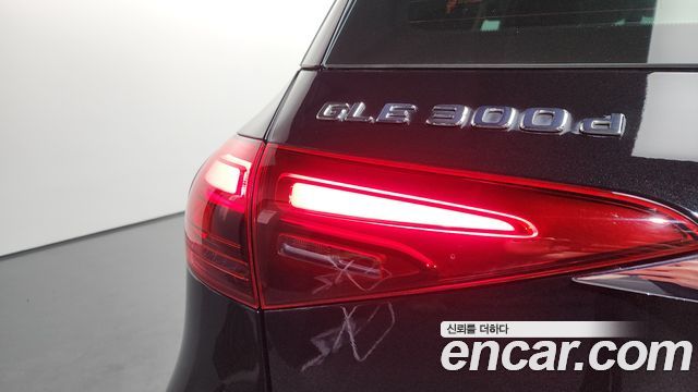 Mercedes-Benz GLE-Class (W167) GLE300d 4MATIC 2024 — фото 23