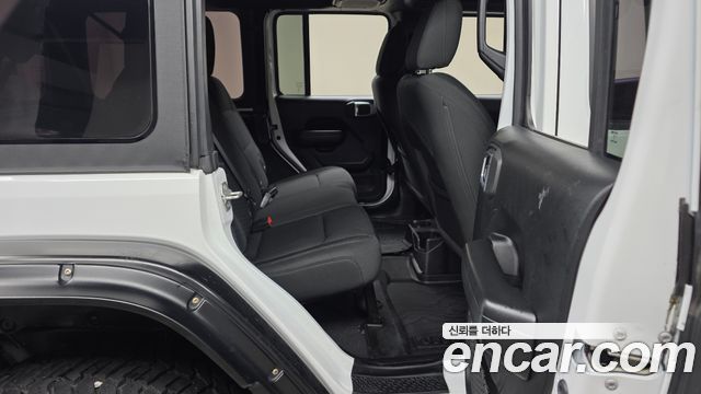 Jeep Wrangler (JL) 2.0 Sport 4Door Willys Edition 2020 — фото 11