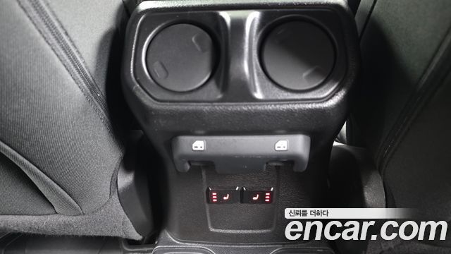 Jeep Wrangler (JL) 2.0 Sport 4Door Willys Edition 2020 — фото 19