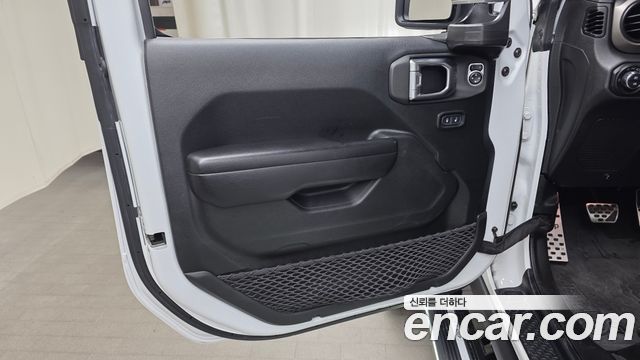 Jeep Wrangler (JL) 2.0 Sport 4Door Willys Edition 2020 — фото 24