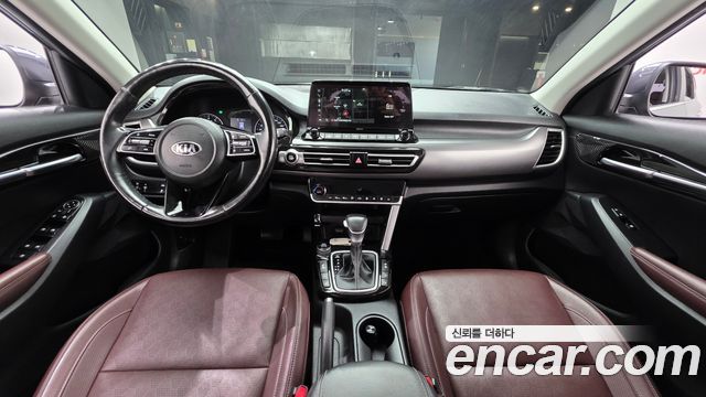 Kia Seltos Gasoline 1.6 Turbo 2WD Signature 2022 — фото 7