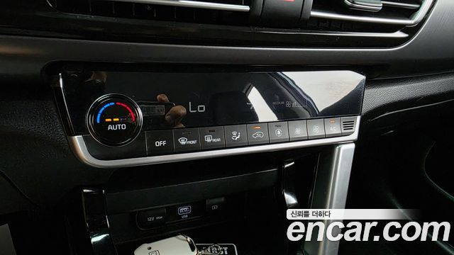 Kia Seltos Gasoline 1.6 Turbo 2WD Signature 2022 — фото 16