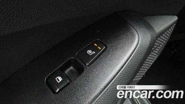 Kia Seltos Gasoline 1.6 Turbo 2WD Signature 2022 — фото 18