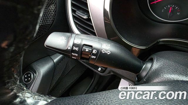 Kia Seltos Gasoline 1.6 Turbo 2WD Signature 2022 — фото 29