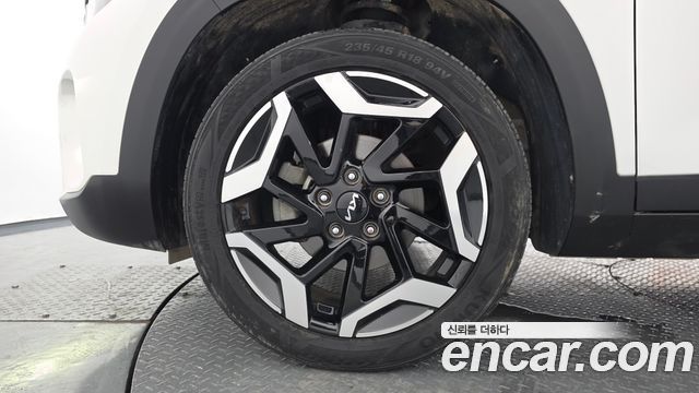 Kia Seltos Gasoline 2.0 2WD Signature 2023 — фото 5