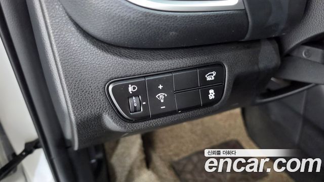 Kia Seltos Gasoline 2.0 2WD Signature 2023 — фото 33