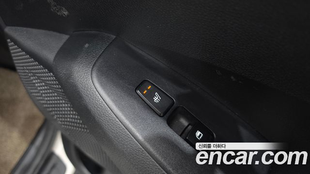 Kia Seltos Gasoline 2.0 2WD Signature 2023 — фото 36