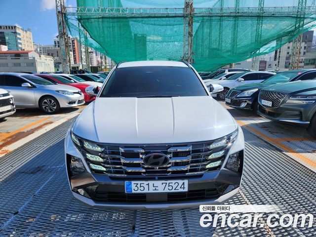 Hyundai Tucson (NX4) Gasoline 1.6 Turbo 4WD Inspiration 2024 — фото 2