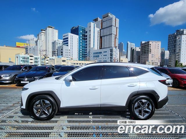 Hyundai Tucson (NX4) Gasoline 1.6 Turbo 4WD Inspiration 2024 — фото 3