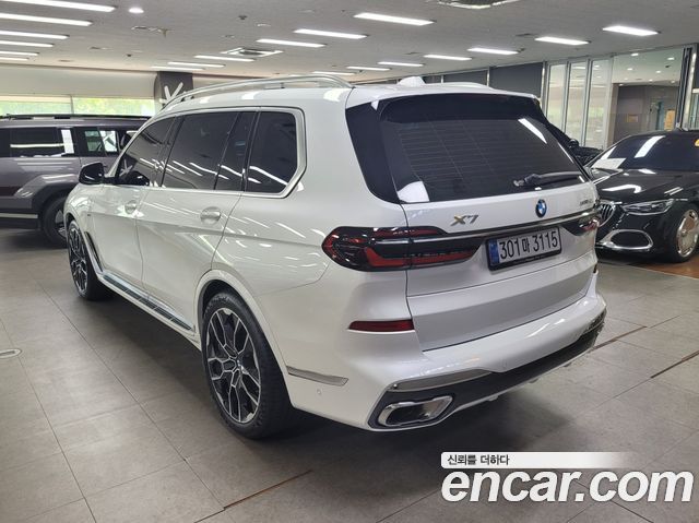 BMW X7 (G07) xDrive 40i M Sport 7STR 2026 — фото 2