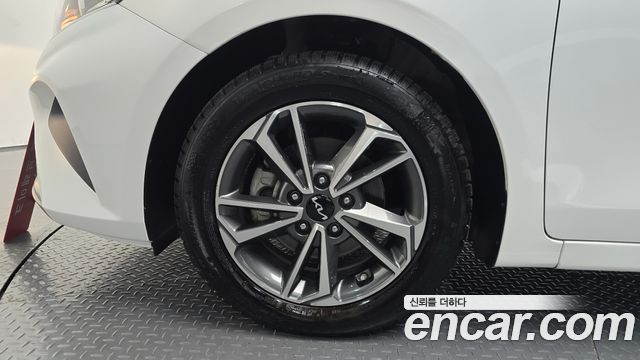 Kia K3 (II) 1.6 Prestige 2022 — фото 5