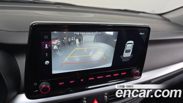 Kia K3 (II) 1.6 Prestige 2022 — фото 14