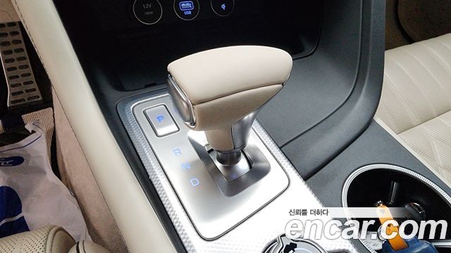 Genesis G70 Gasoline 2.0T 2WD 2022 — фото 9