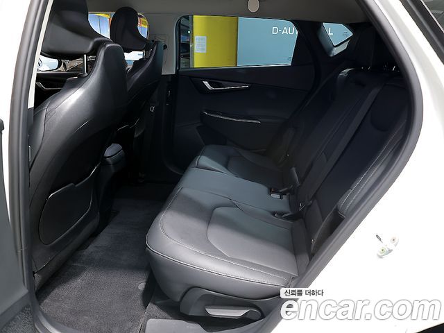Kia EV6 Long Range Light 2022 — фото 7