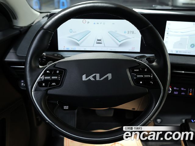 Kia EV6 Long Range Light 2022 — фото 10