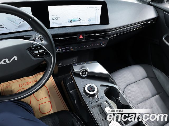 Kia EV6 Long Range Light 2022 — фото 15