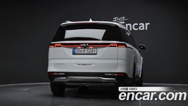 Kia Carnival (IV) Gasoline 9-Seater Signature 2023 — фото 4