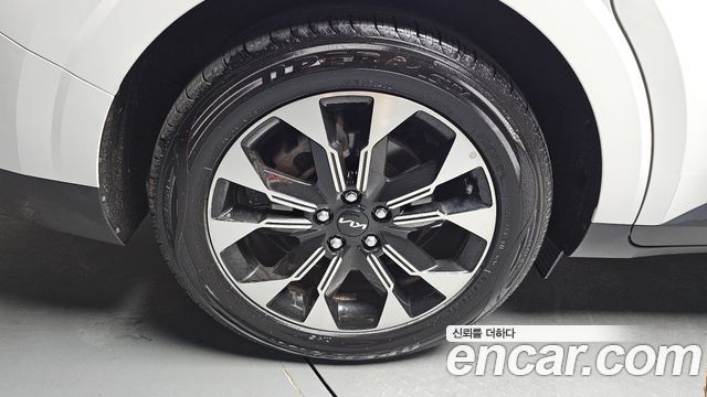 Kia Carnival (IV) Gasoline 9-Seater Signature 2023 — фото 5