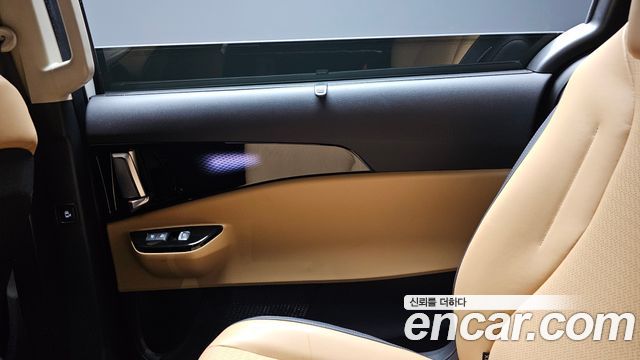 Kia Carnival (IV) Gasoline 9-Seater Signature 2023 — фото 25