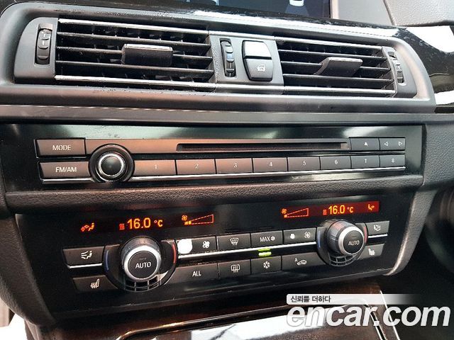 BMW 5 Series (F10) 520d 2011 — фото 17