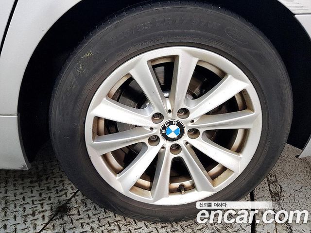 BMW 5 Series (F10) 520d 2011 — фото 23
