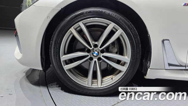 BMW 7 Series (G11) 740Li xDrive M Sport Package 2017 — фото 5