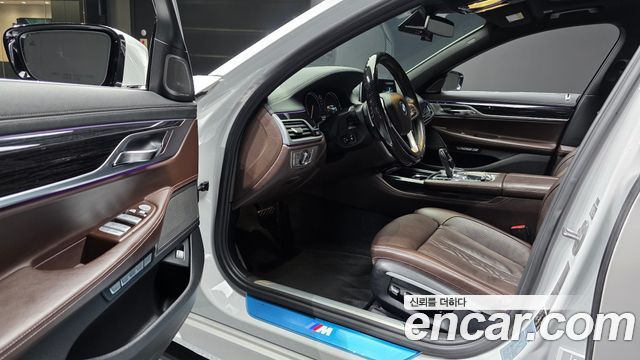 BMW 7 Series (G11) 740Li xDrive M Sport Package 2017 — фото 10