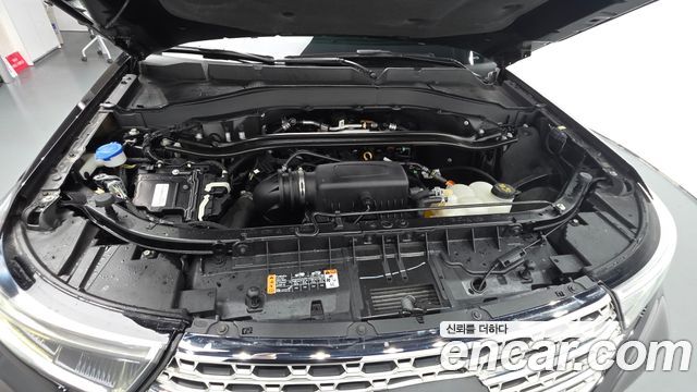 Ford Explorer (VI) 2.3 LimIted 4WD 2022 — фото 6