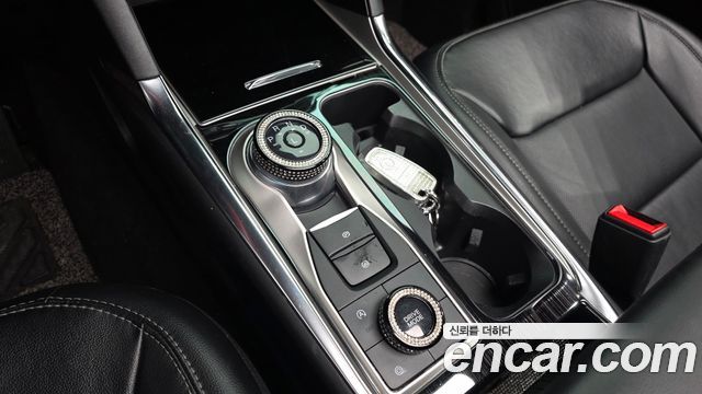 Ford Explorer (VI) 2.3 LimIted 4WD 2022 — фото 9