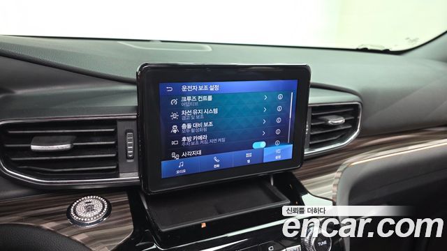 Ford Explorer (VI) 2.3 LimIted 4WD 2022 — фото 18