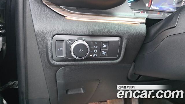 Ford Explorer (VI) 2.3 LimIted 4WD 2022 — фото 20