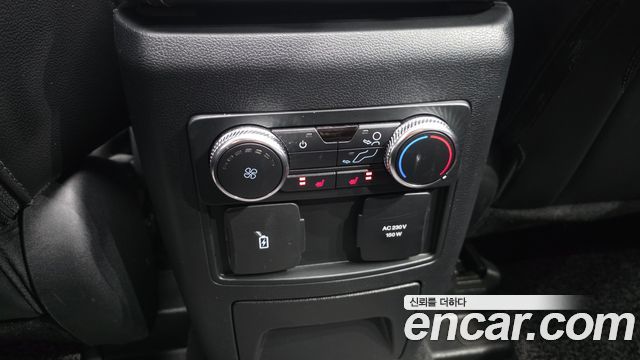 Ford Explorer (VI) 2.3 LimIted 4WD 2022 — фото 23